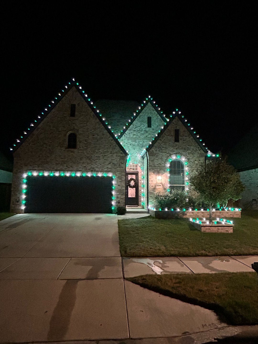Best Christmas Light Installation in Haslet, TX